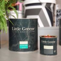 Заказажи грунтовку Little Greene получи валик в подарок .