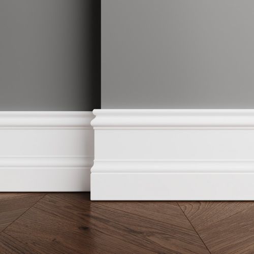 Плинтус белый Ultrawood арт. Base 0002 p (2000 x 133 x 14 мм.)