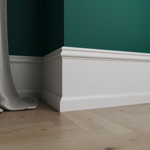Плинтус Ultrawood арт. Base 5801 i (2000 x 180 x 18 мм.)